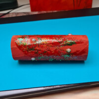 2. Nach dem Trocken mit Glitzer, Aufkleber, Sternen dekorativ gestalten. Es darf ruhig schön bunt und glitzrig werden. 2. Nach dem Trocken mit Glitzer, Aufkleber, Sternen dekorativ gestalten. Es darf ruhig schön bunt und glitzrig werden.